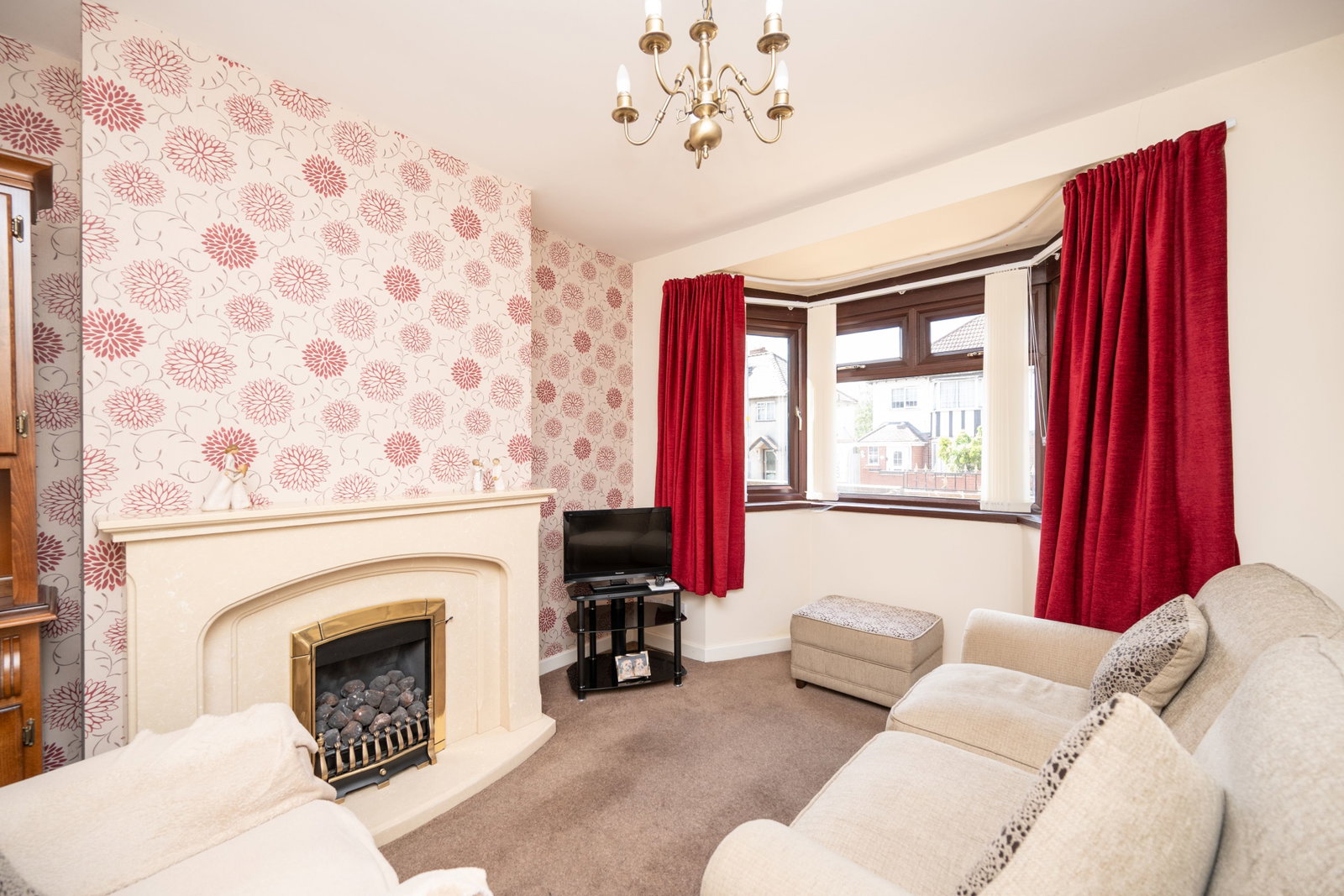 Semi Detached House in Bilston