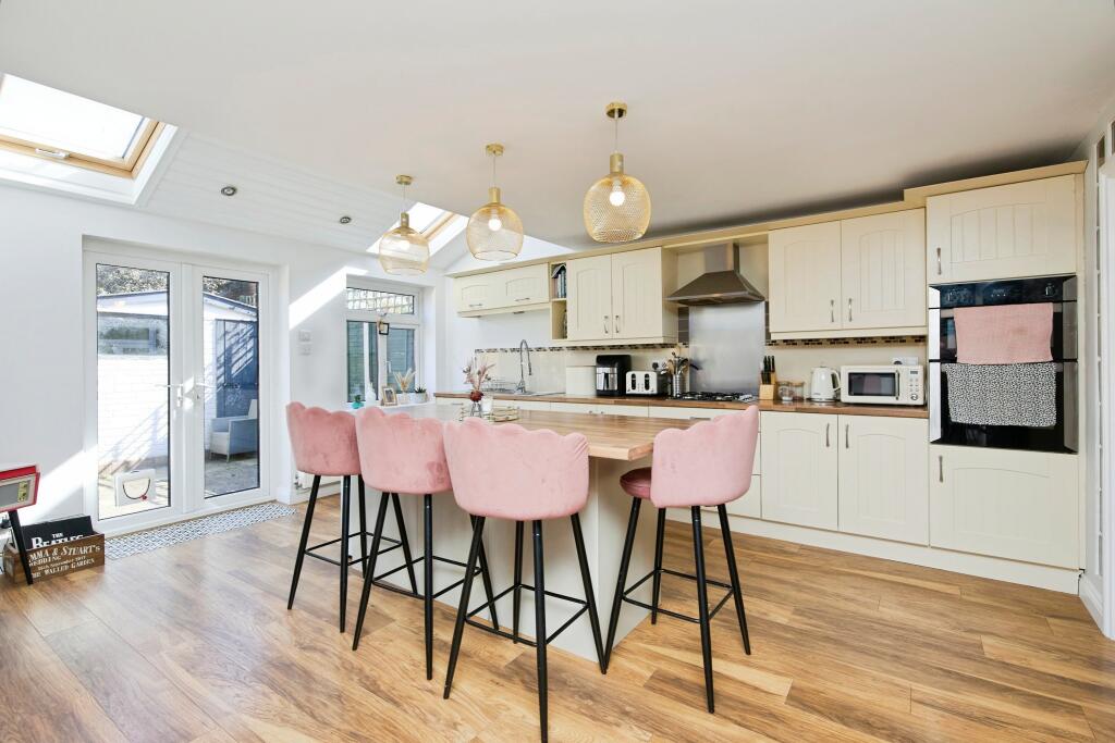 Semi Detached House in Derby