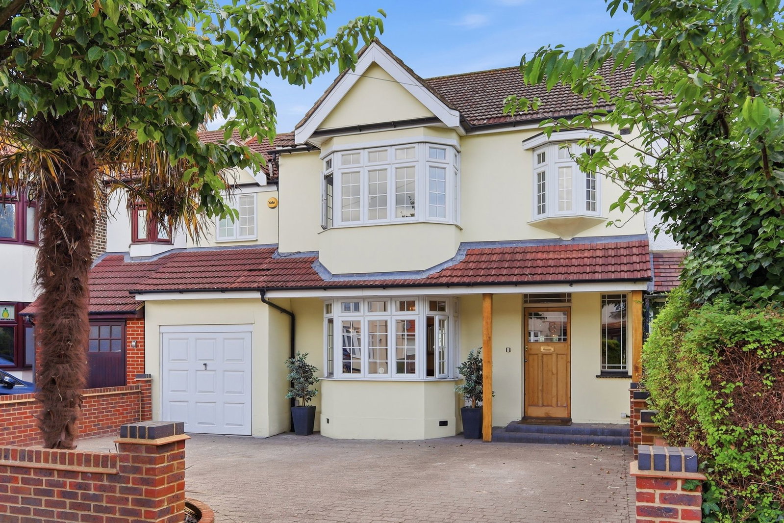 Semi Detached House in Romford