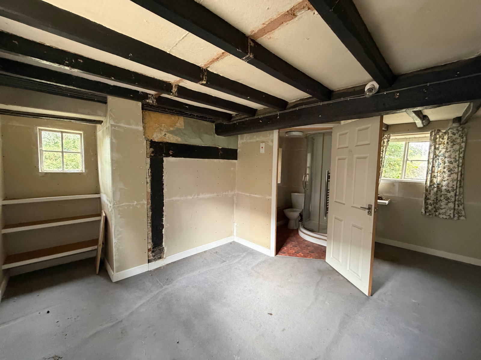 Detached House for sale in Stratford-upon-avon, The Slinget, Long Marston, 1183 m²