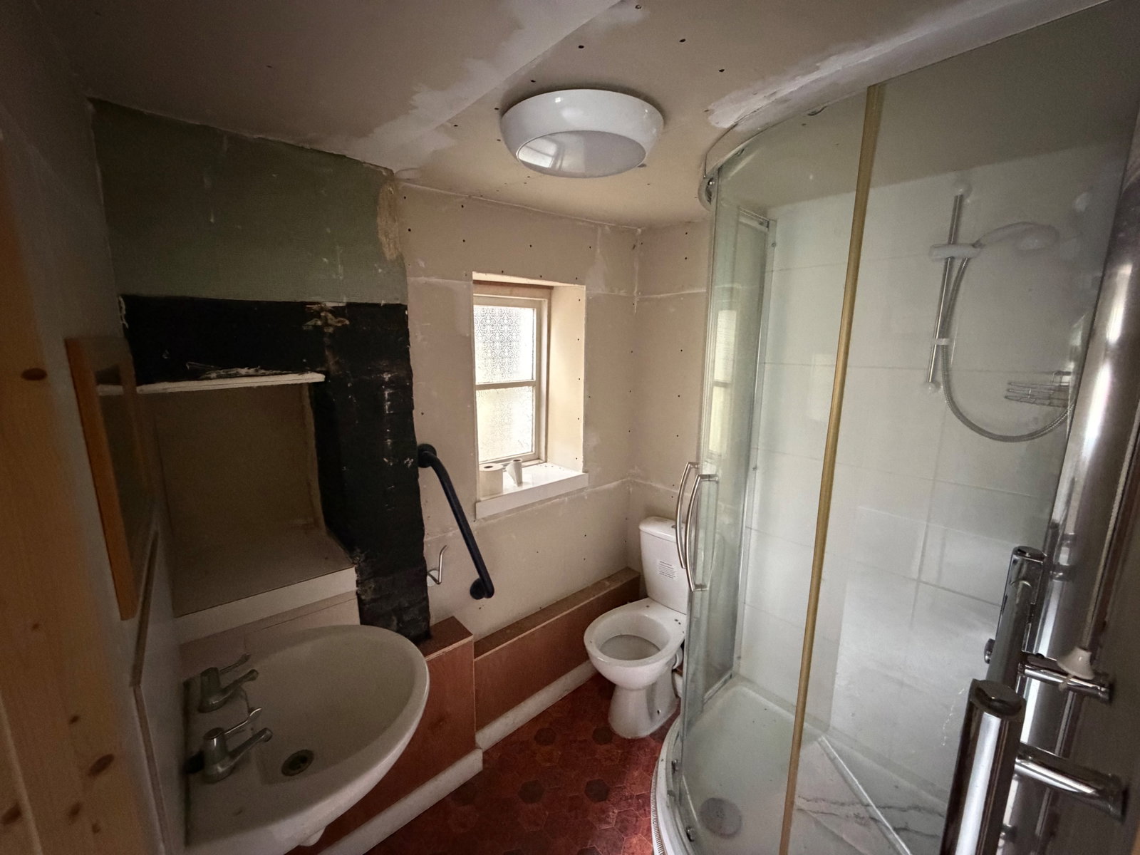 Detached House for sale in Stratford-upon-avon, The Slinget, Long Marston, 1183 m²