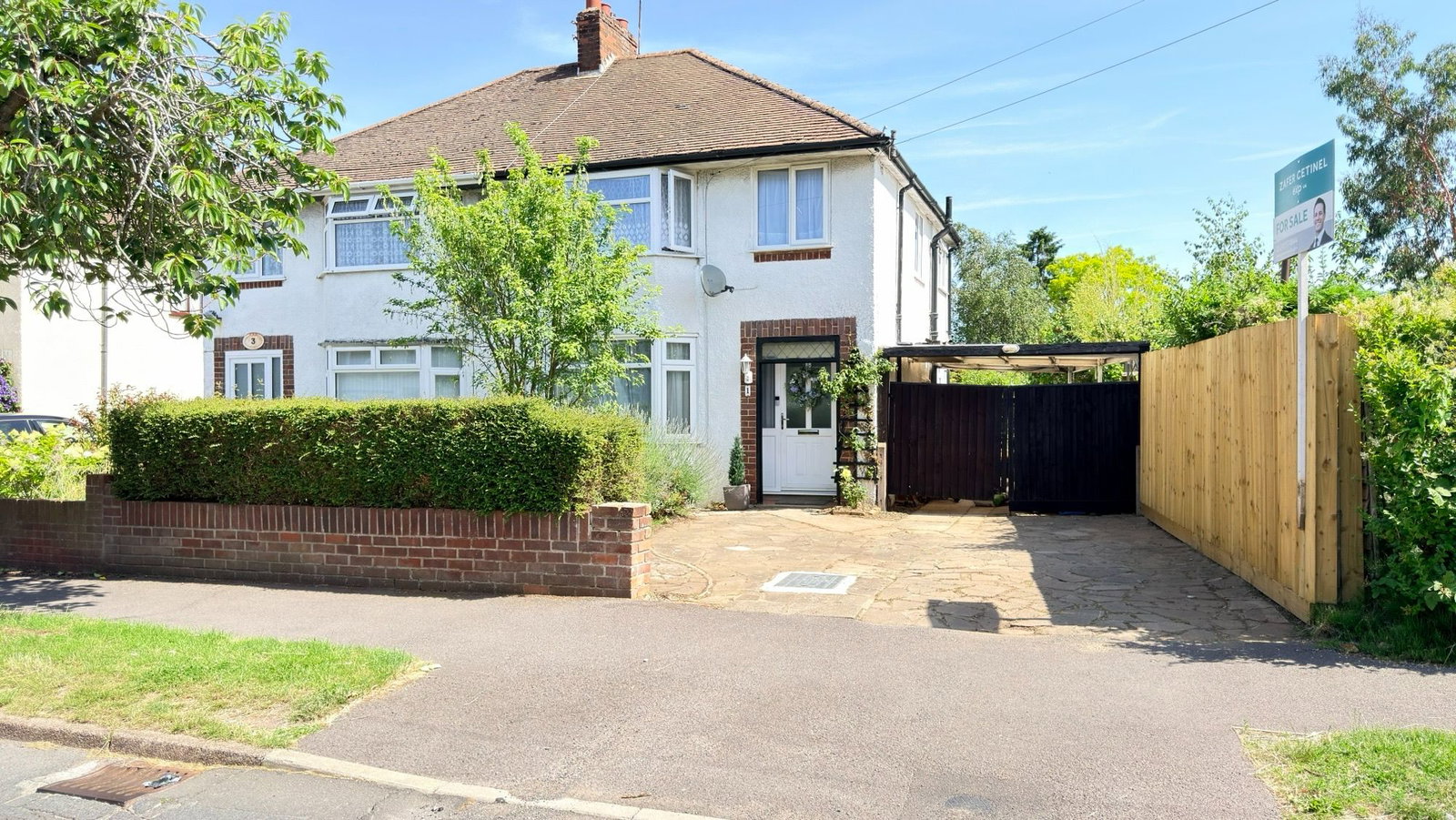 Semi Detached House in Cheltenham