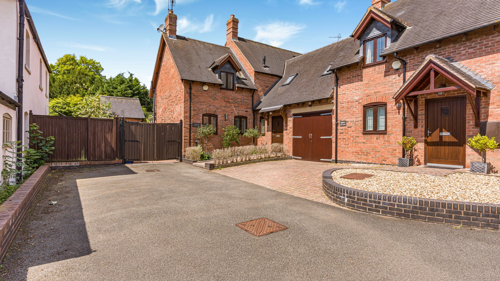 Semi Detached House in Burton-on-trent