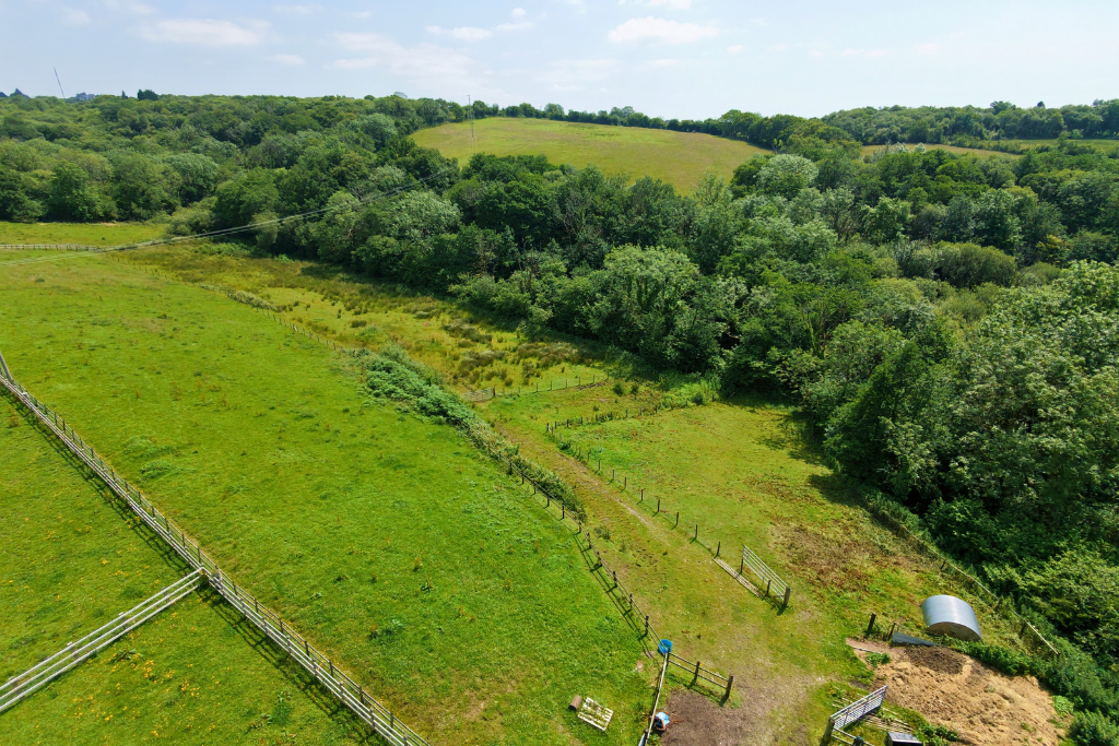 Farm or Barn in Llanelli