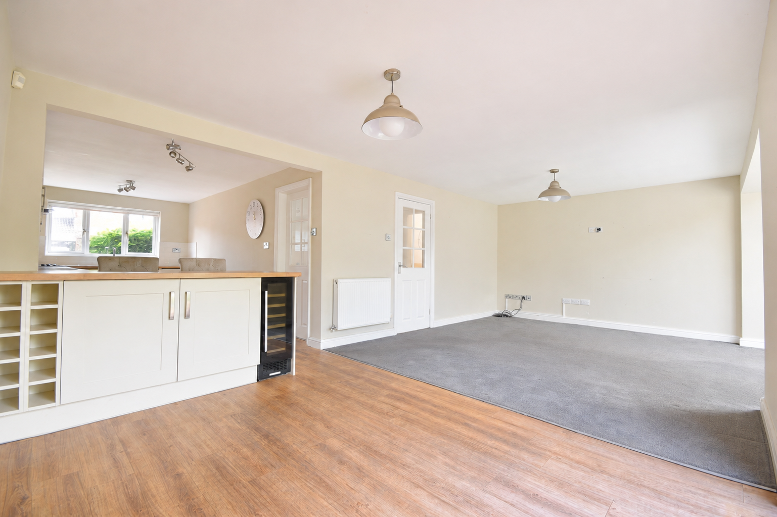 Detached House in Burton-on-trent