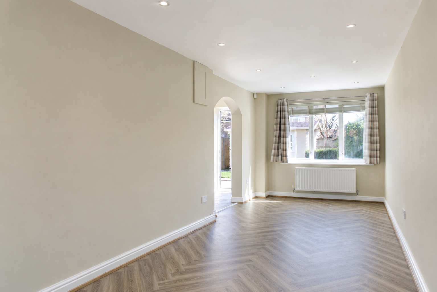 Link Detached House in Ashby-de-la-zouch