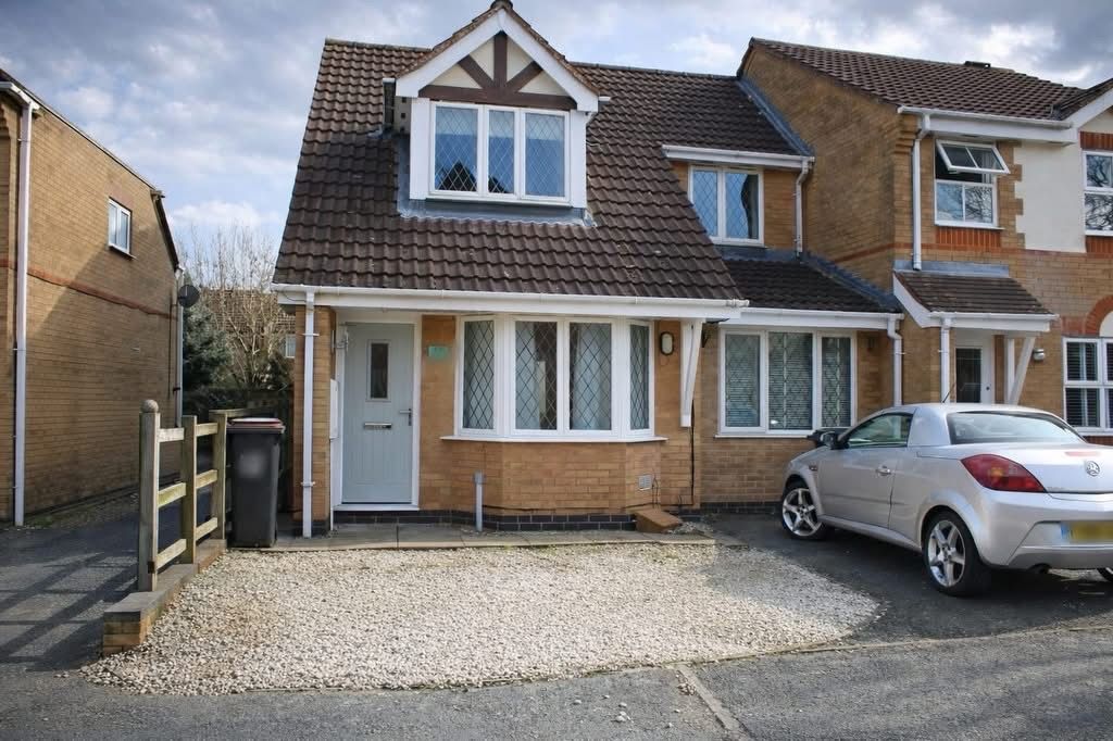 Link Detached House in Ashby-de-la-zouch