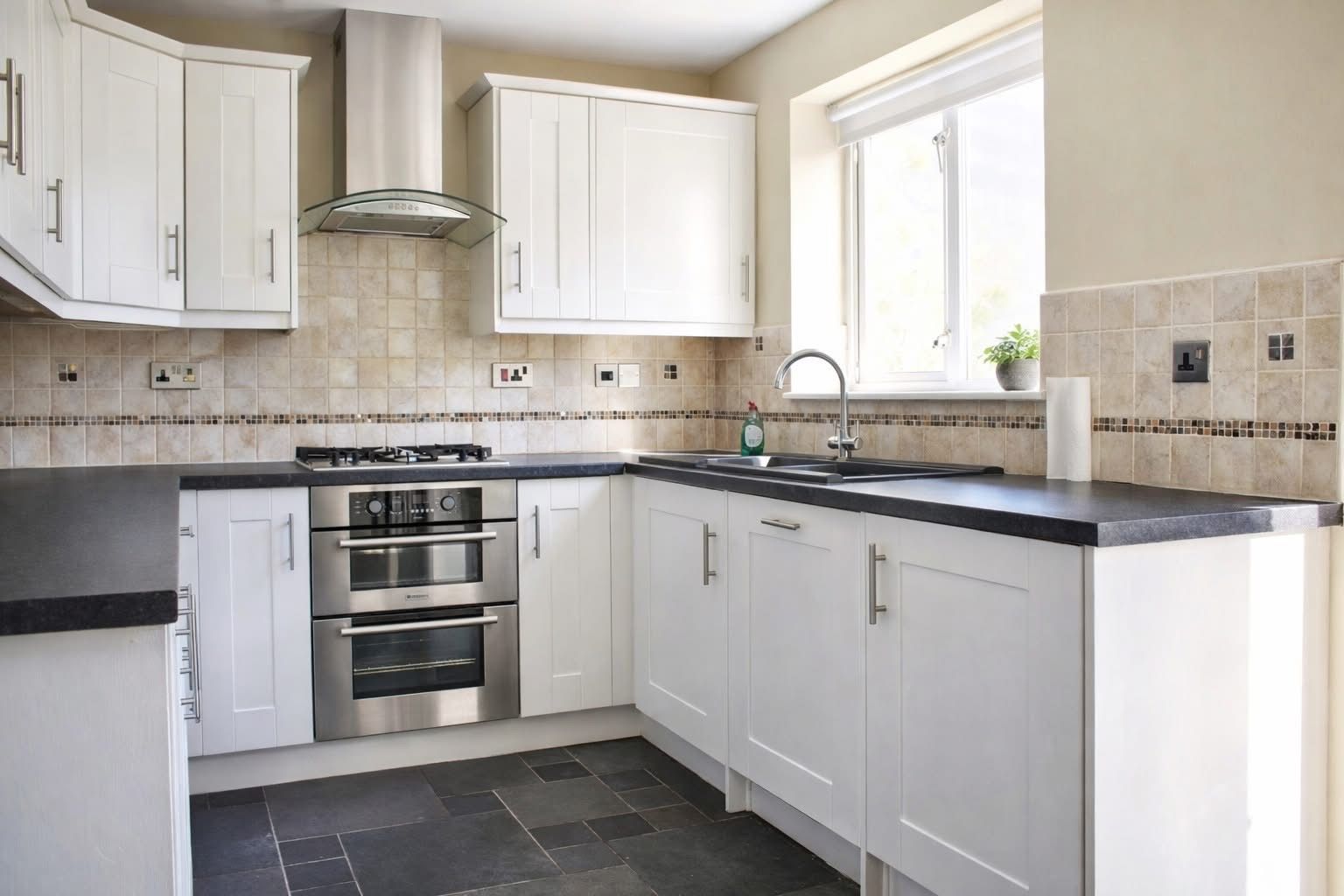 Link Detached House in Ashby-de-la-zouch