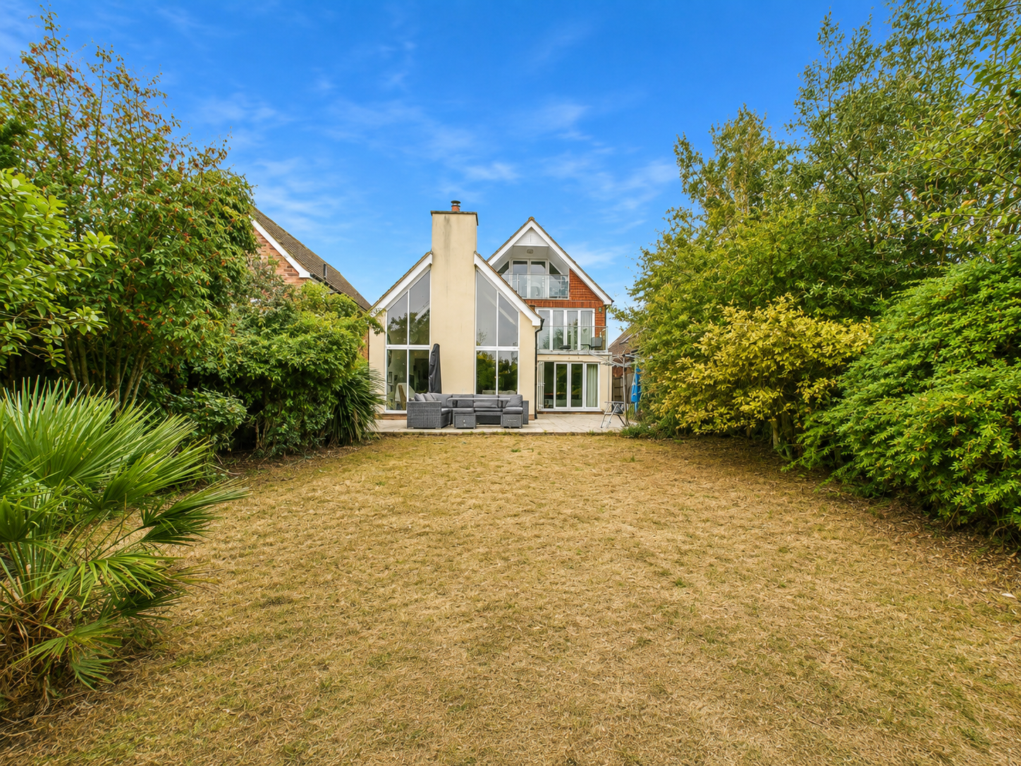 Detached House for sale in Braintree, London Road, Black Notley, Braintree, CM77 8QQ