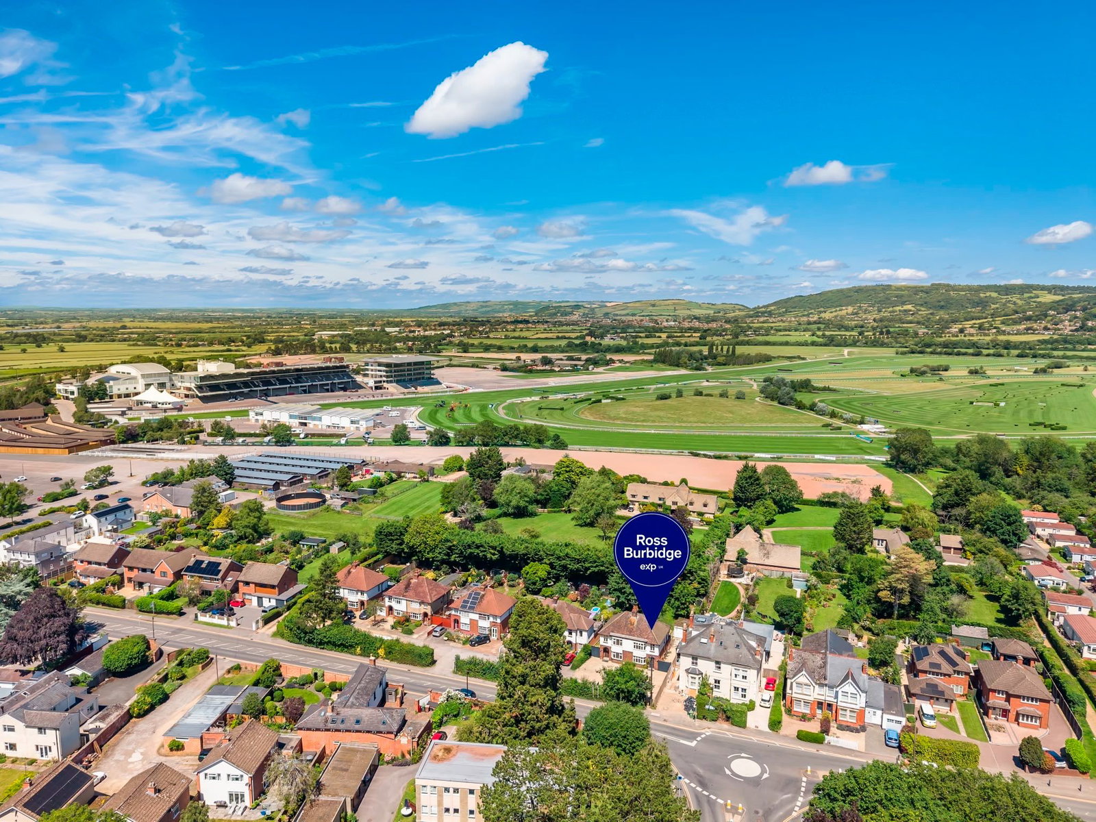 Semi Detached House in Cheltenham