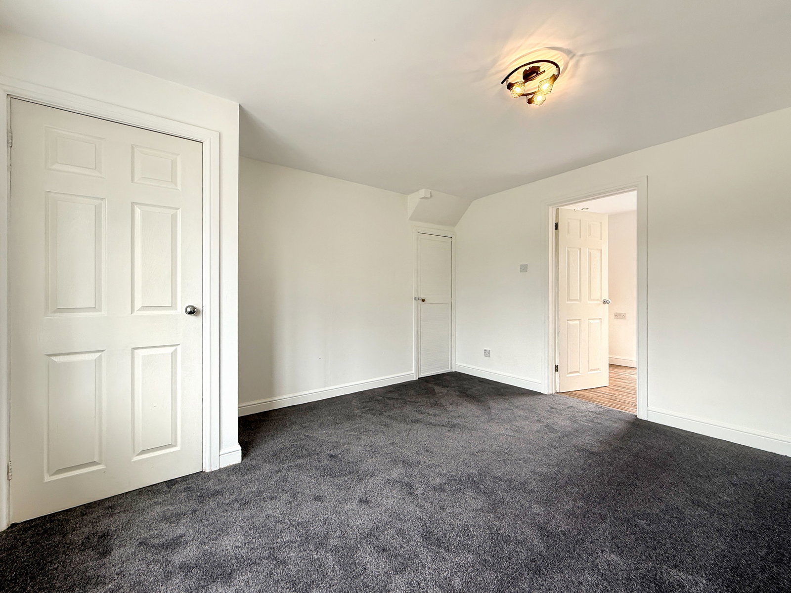 Semi Detached House in Melksham
