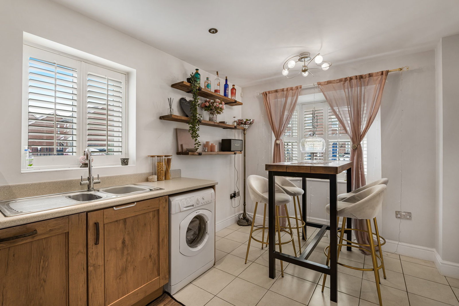 Semi Detached House for sale in Gloucester, Amport Lane Kingsway, Quedgeley, Gloucester, GL2 2GG
