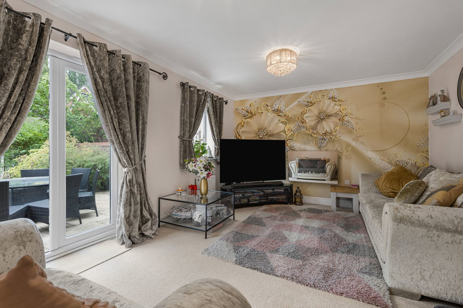 Semi Detached House for sale in Gloucester, Amport Lane Kingsway, Quedgeley, Gloucester, GL2 2GG