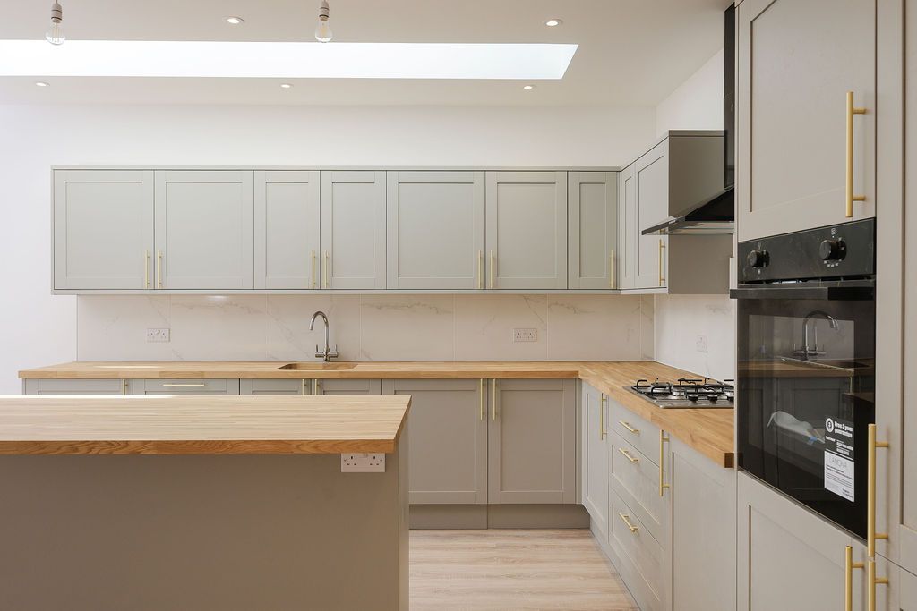 Ground Floor Flat in London