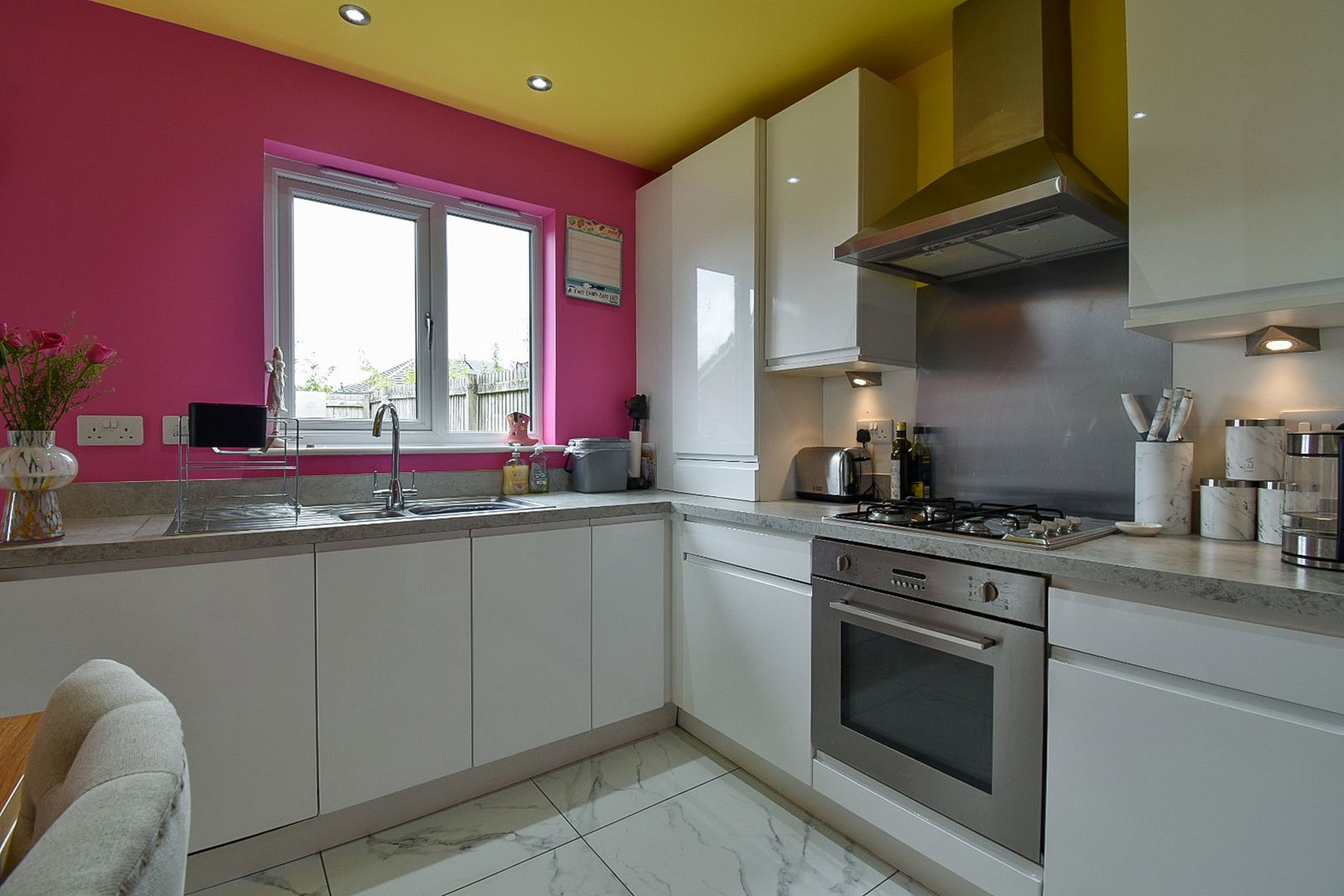 Semi Detached House for sale in Chorley, Rossendale Drive, Adlington, Lancashire, PR6, 1184 m²