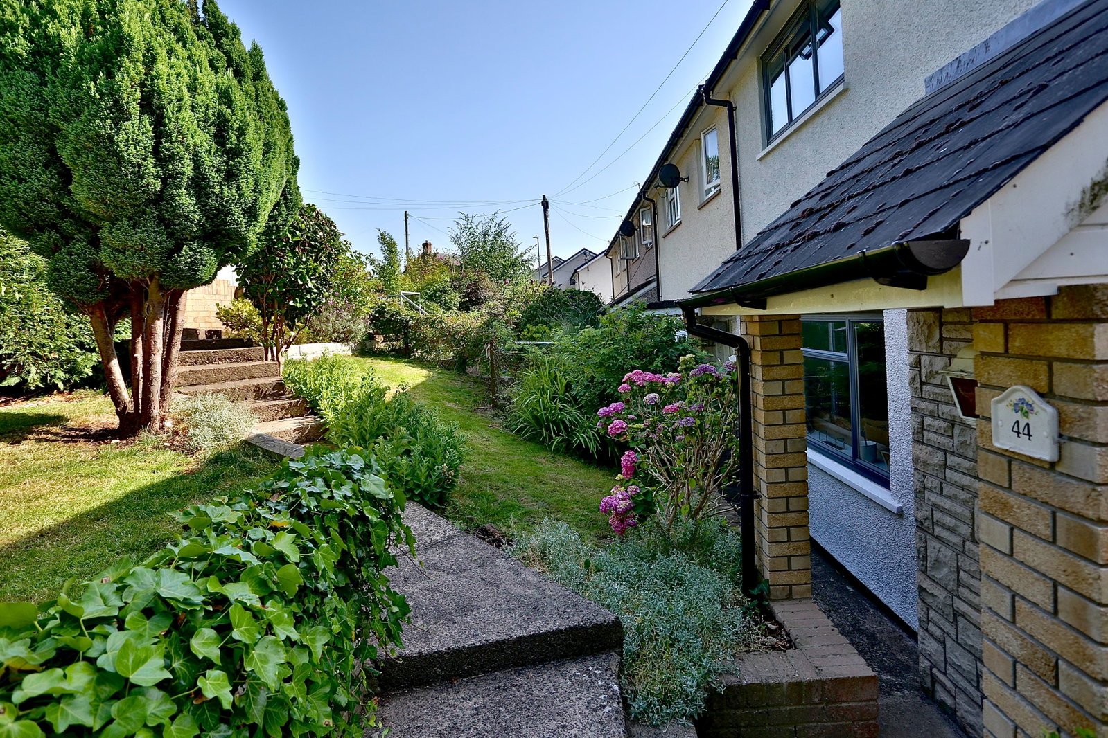 End Of Terrace House in Crickhowell
