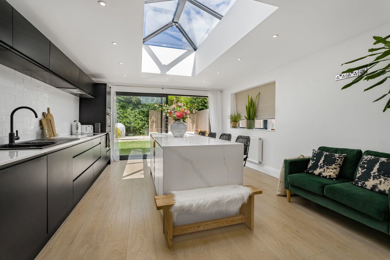 Semi Detached House in Tewkesbury