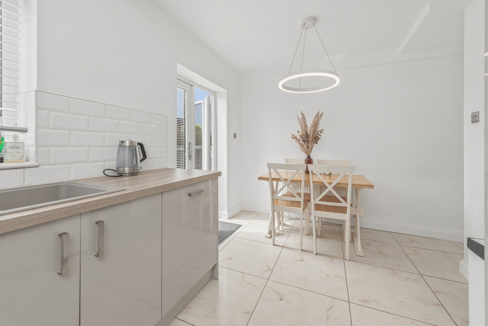 Semi Detached House in Leeds