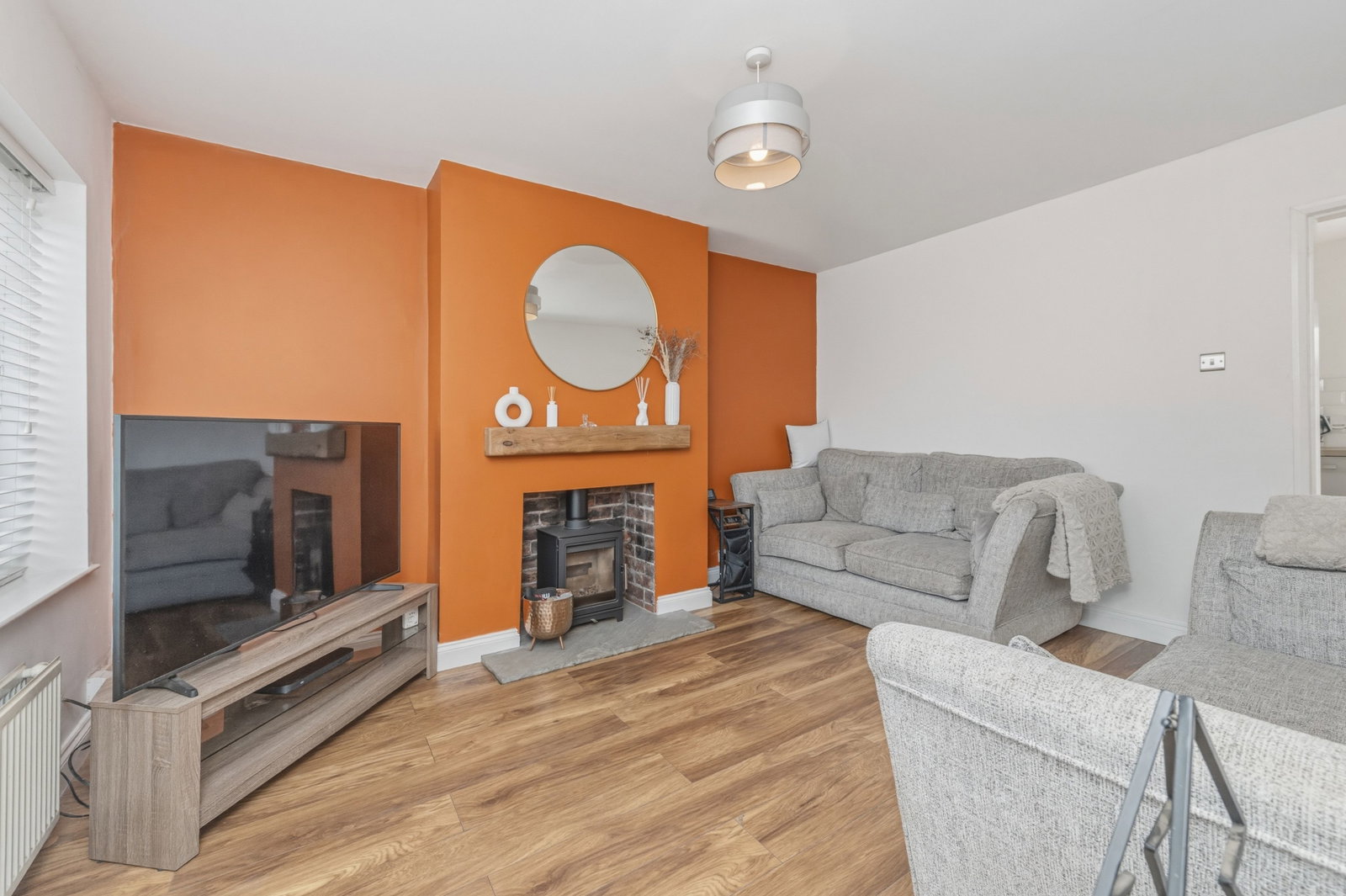 Semi Detached House for sale in Leeds, Lulworth View, Austhorpe, Leeds, LS15 8PG, 841 m²