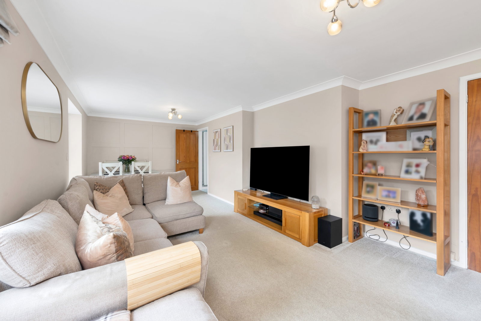 Semi Detached House in Huntingdon