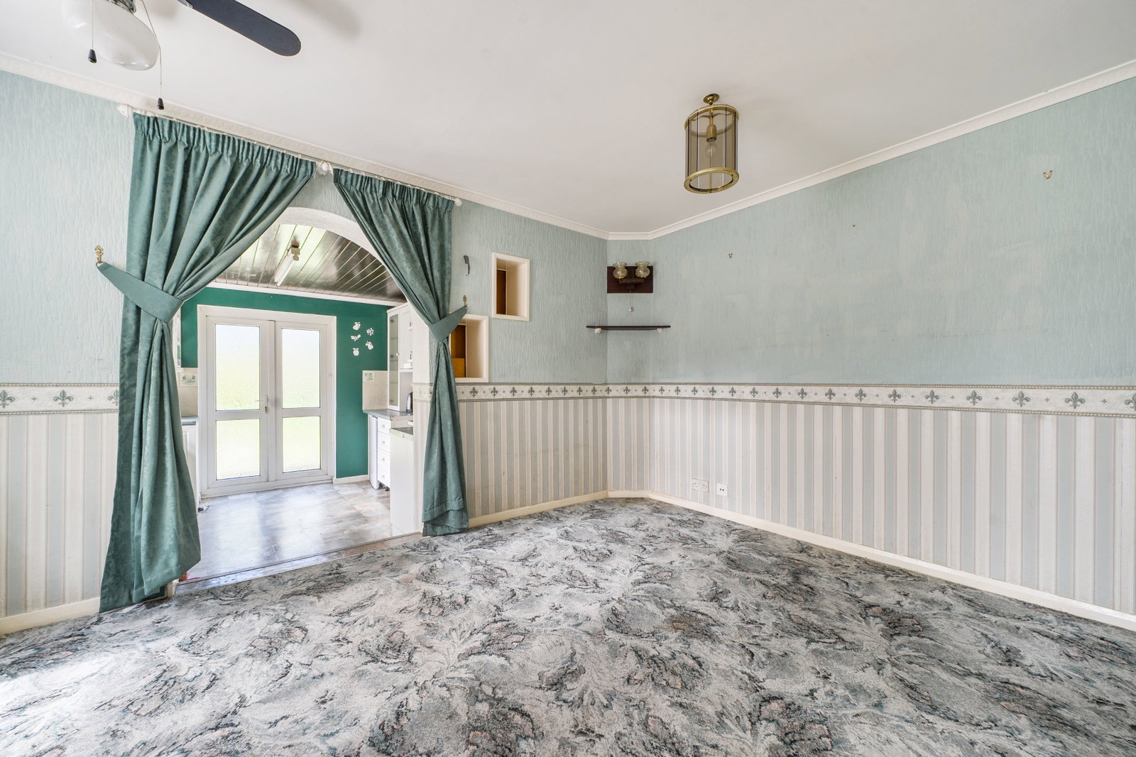 Semi Detached House in Callington