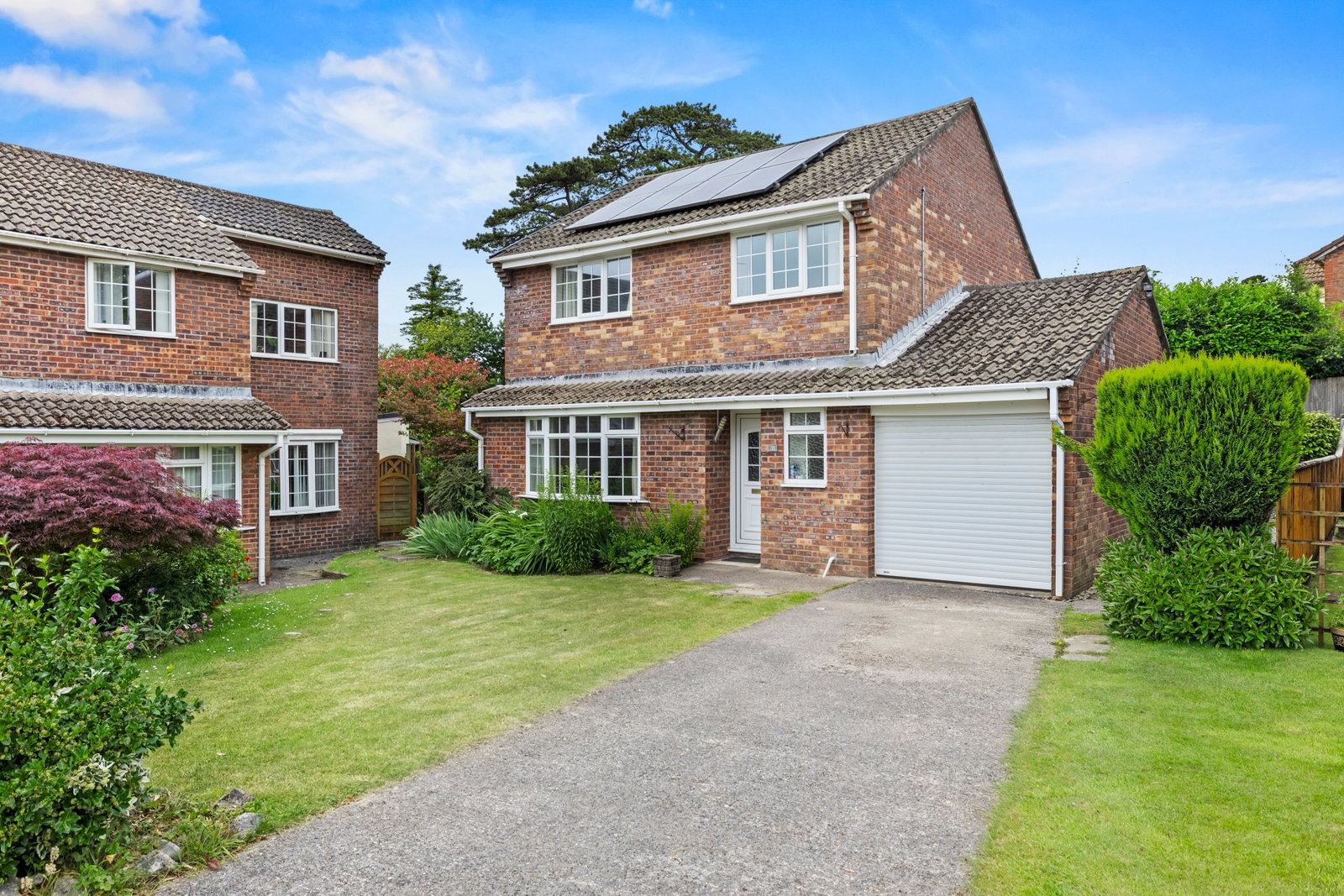 Detached House in Swansea