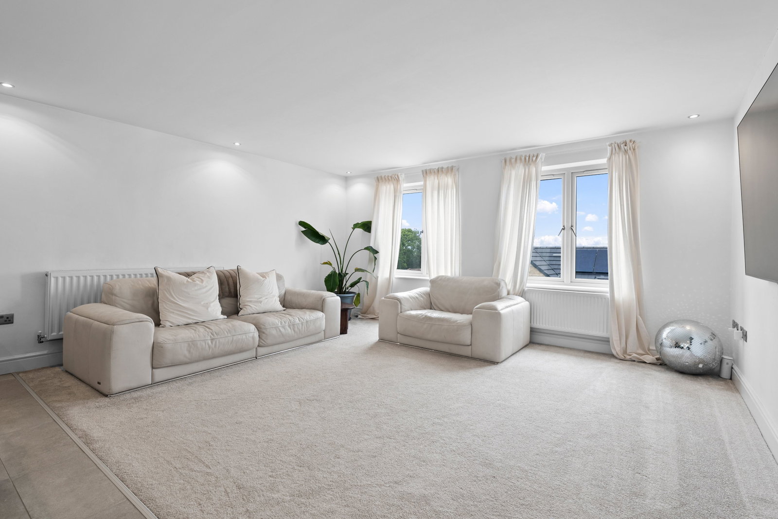 Detached House in Barnsley 5