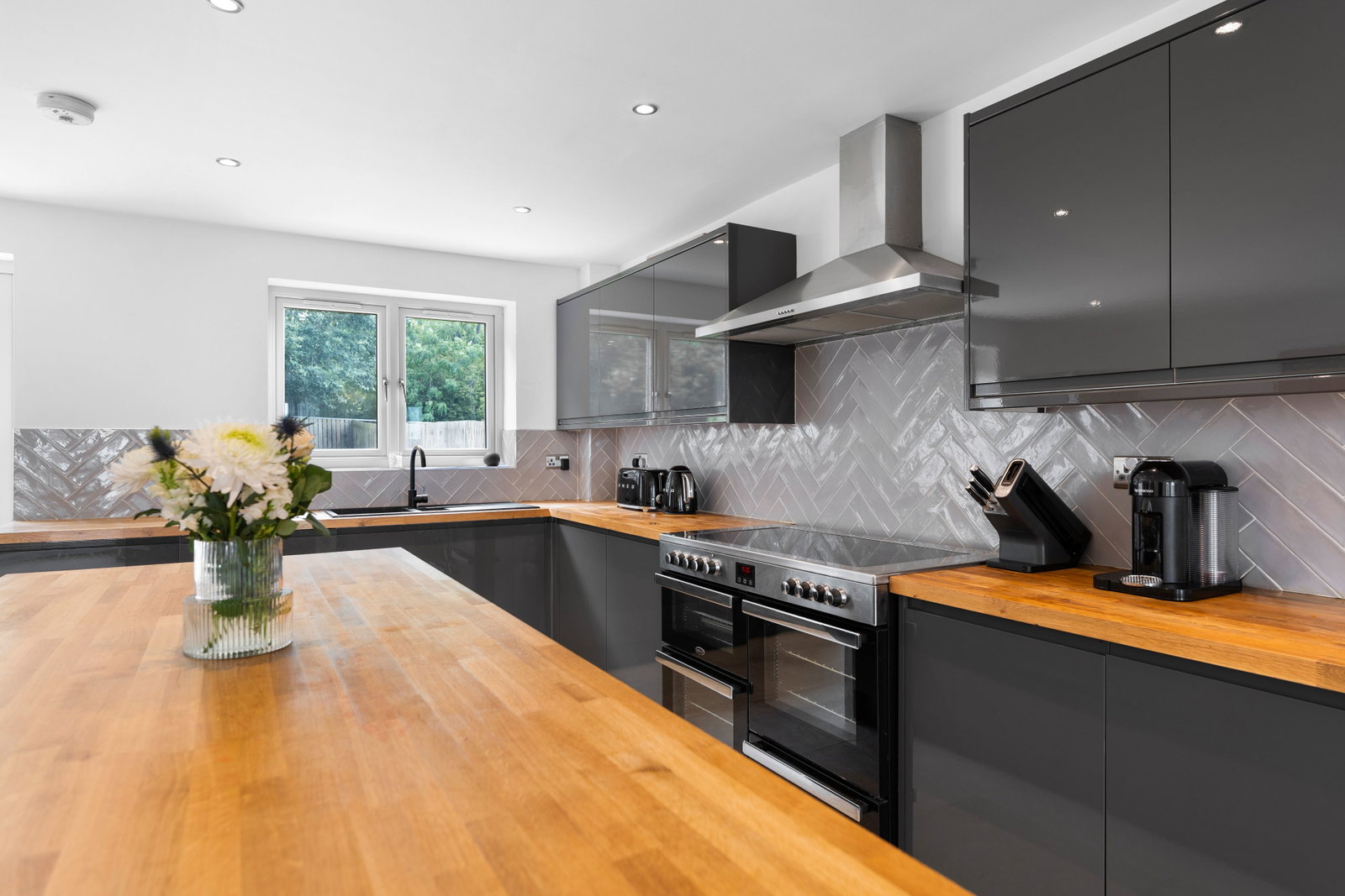 Detached House for sale in Barnsley, The Heights, Tower Street, Worsbrough Common, S70 1ED