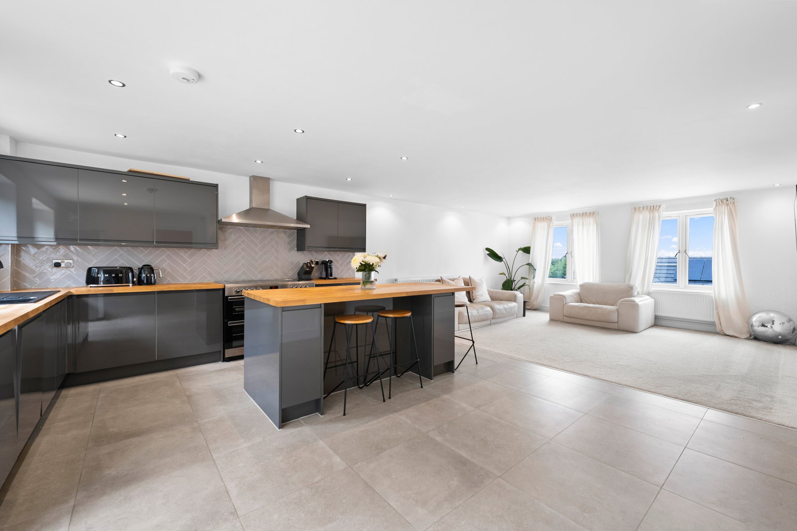 Detached House in Barnsley 2