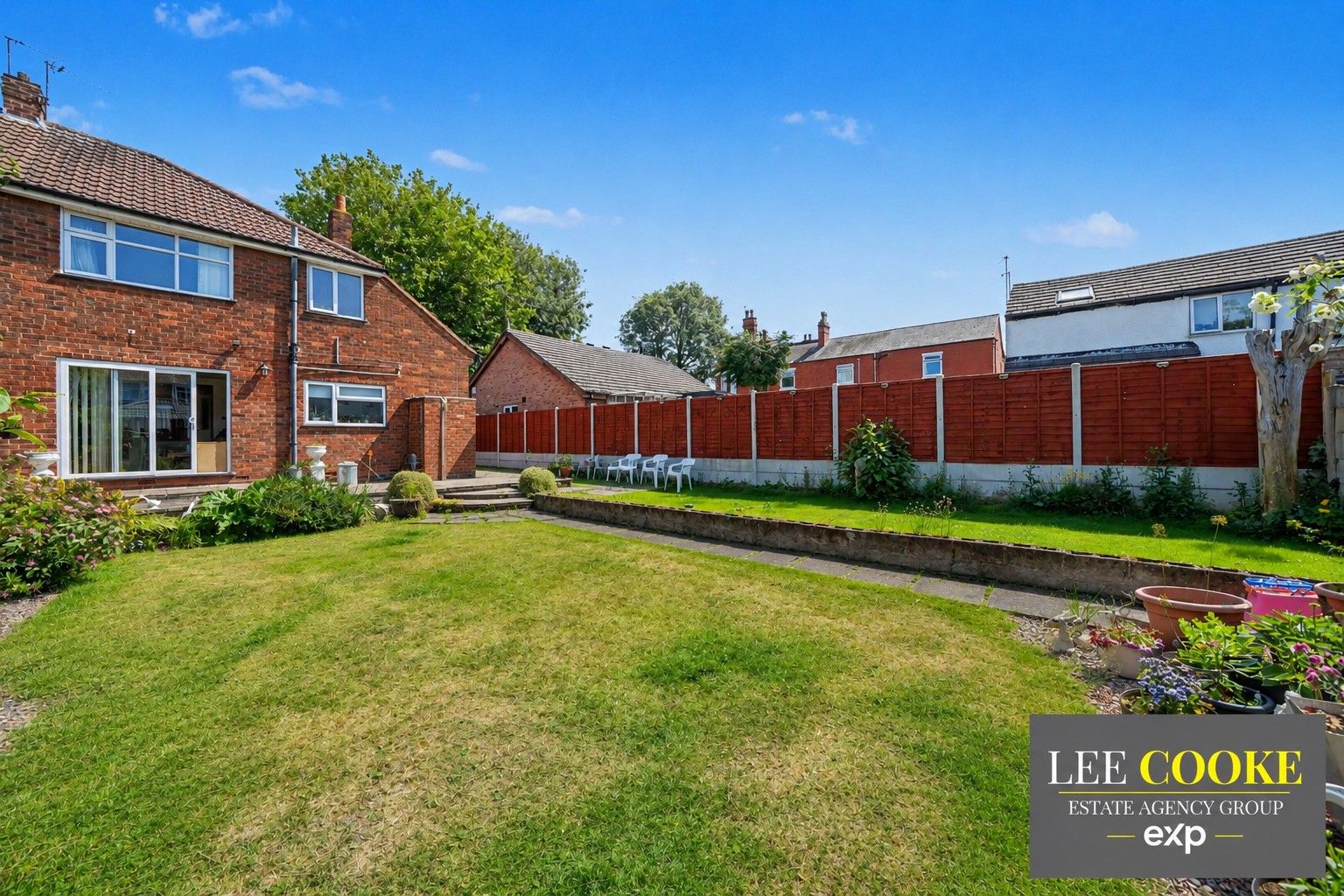 Semi Detached House in Bilston