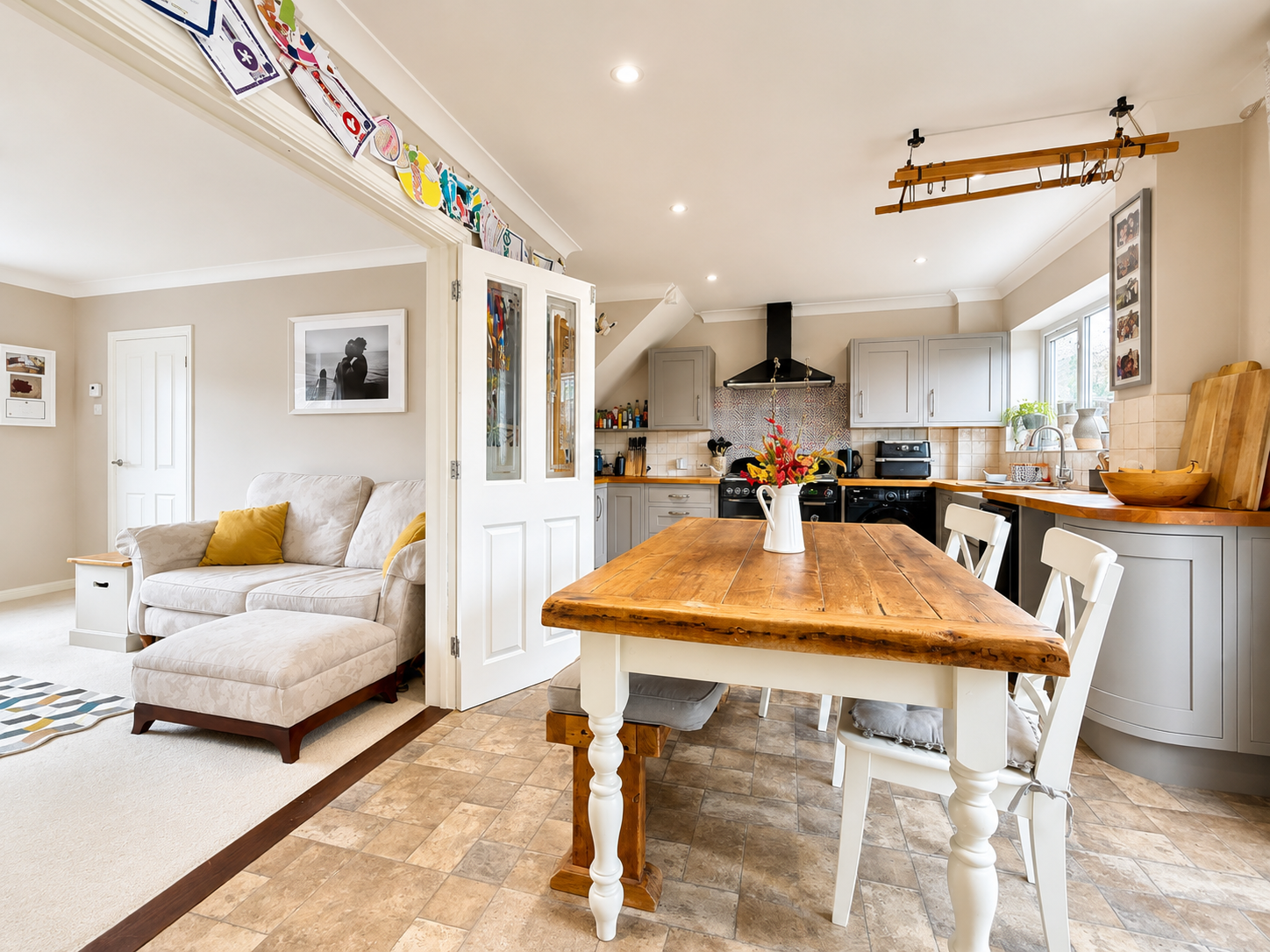 Semi Detached House in Rainham