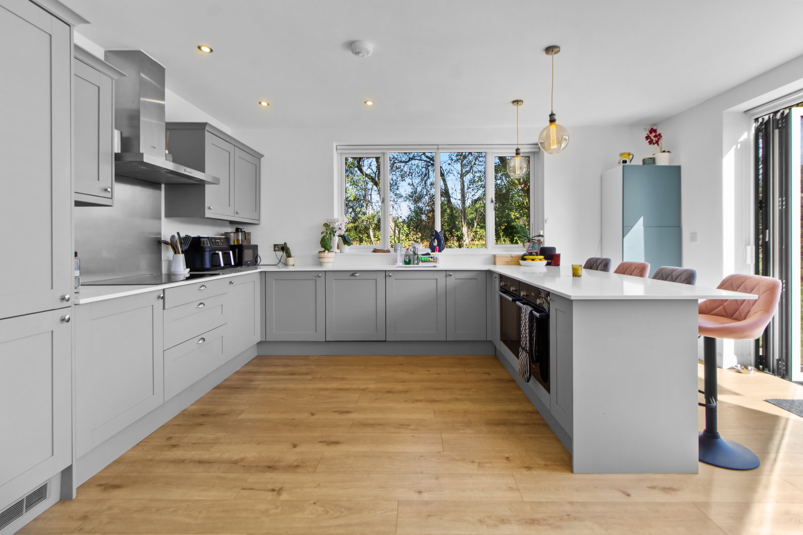 Detached House for sale in Edenbridge, Merlin Drive, Edenbridge, Kent, TN8 6QQ