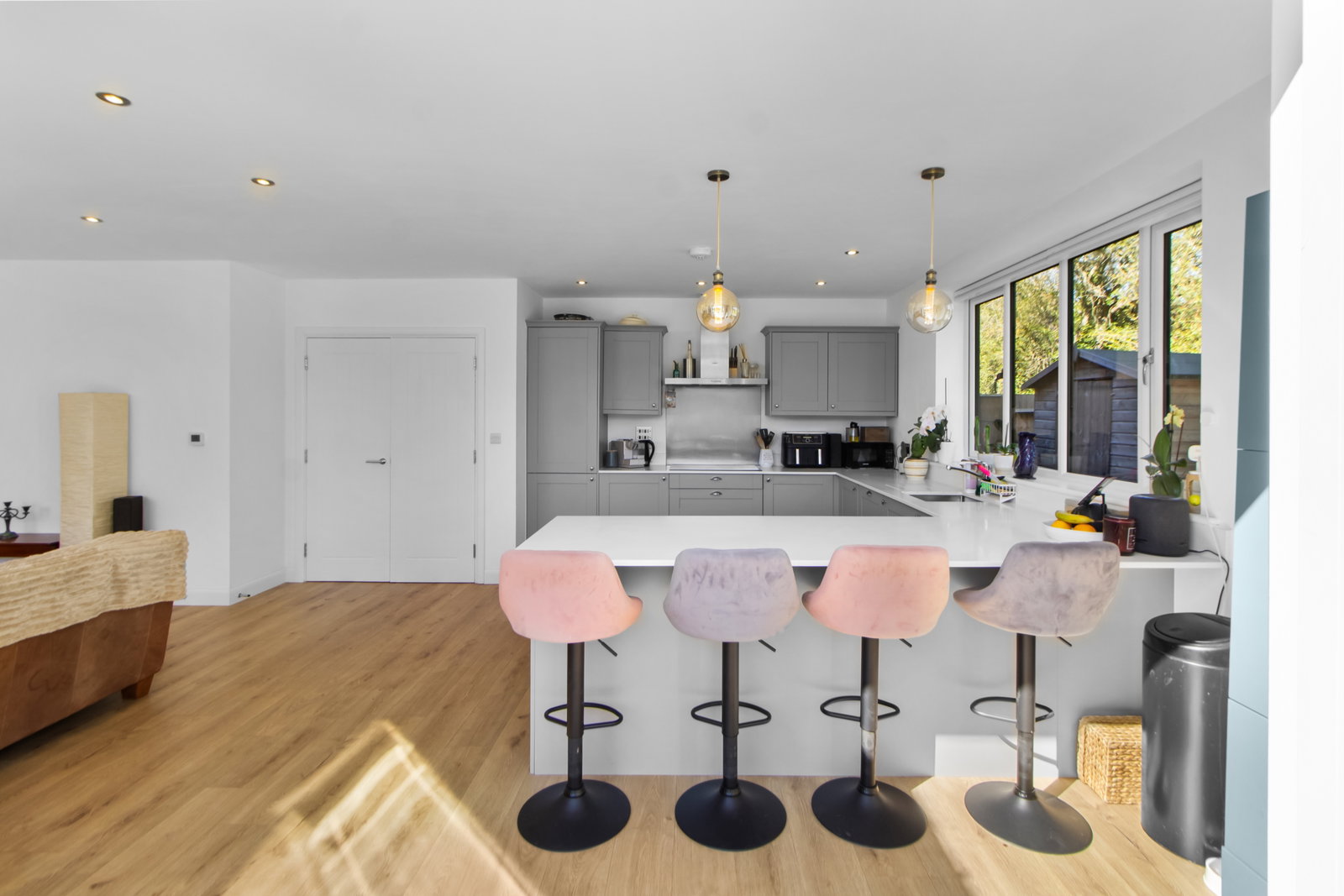 Detached House for sale in Edenbridge, Merlin Drive, Edenbridge, Kent, TN8 6QQ