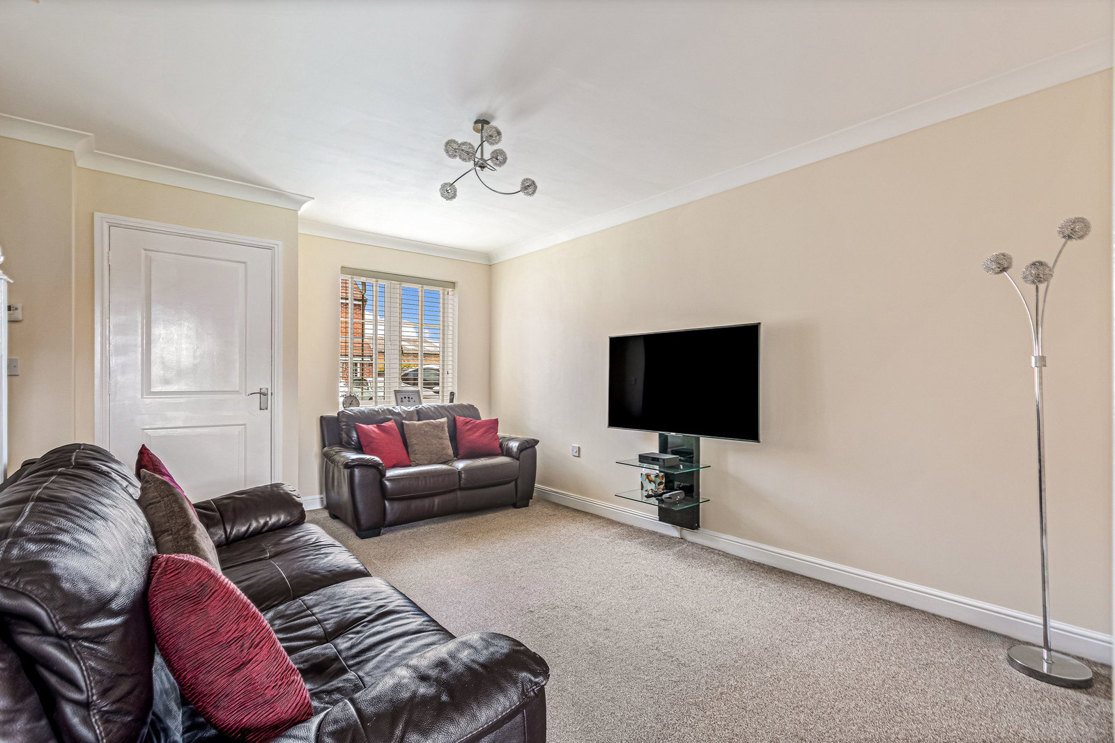 Semi Detached House in Leicester