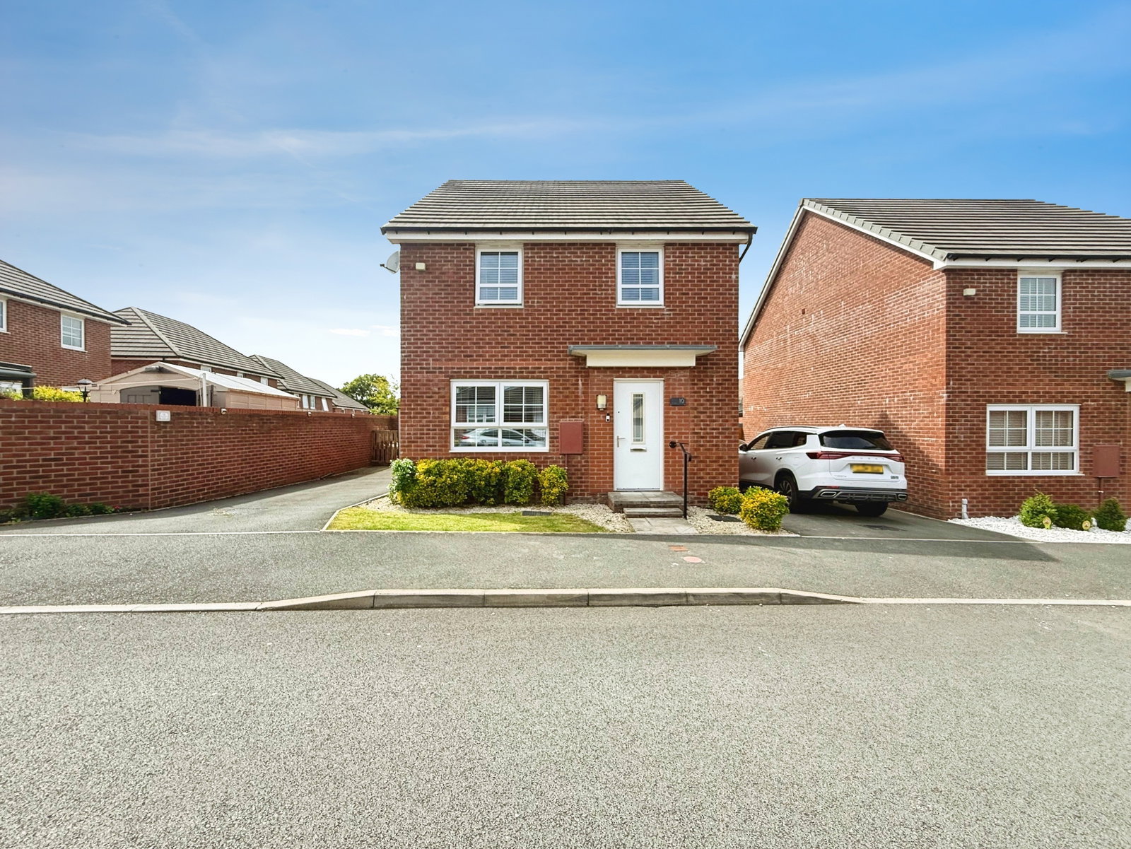 Detached House in Swansea