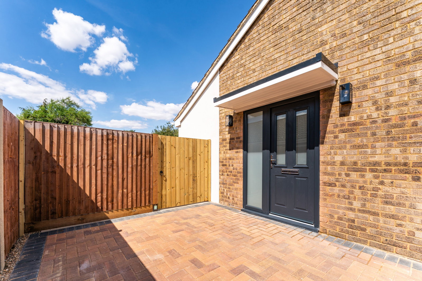 Bungalow in St. Neots 2