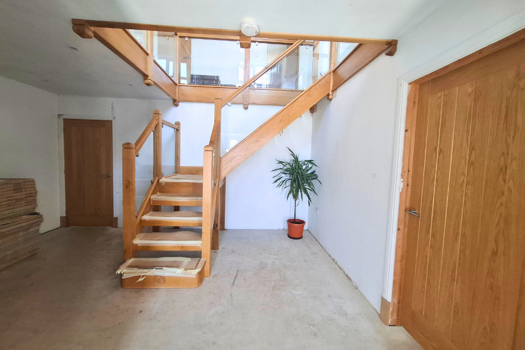 Detached House in Llanelli