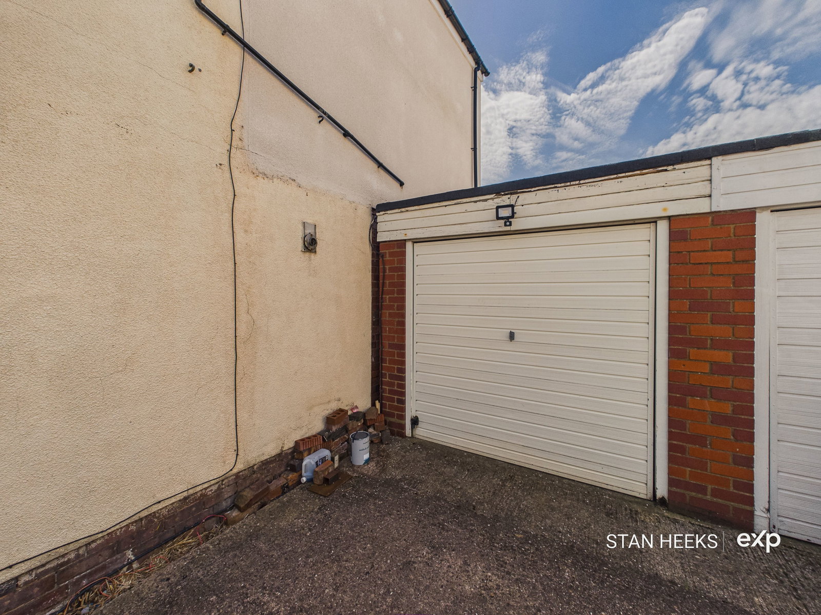 End Of Terrace House in Stourbridge