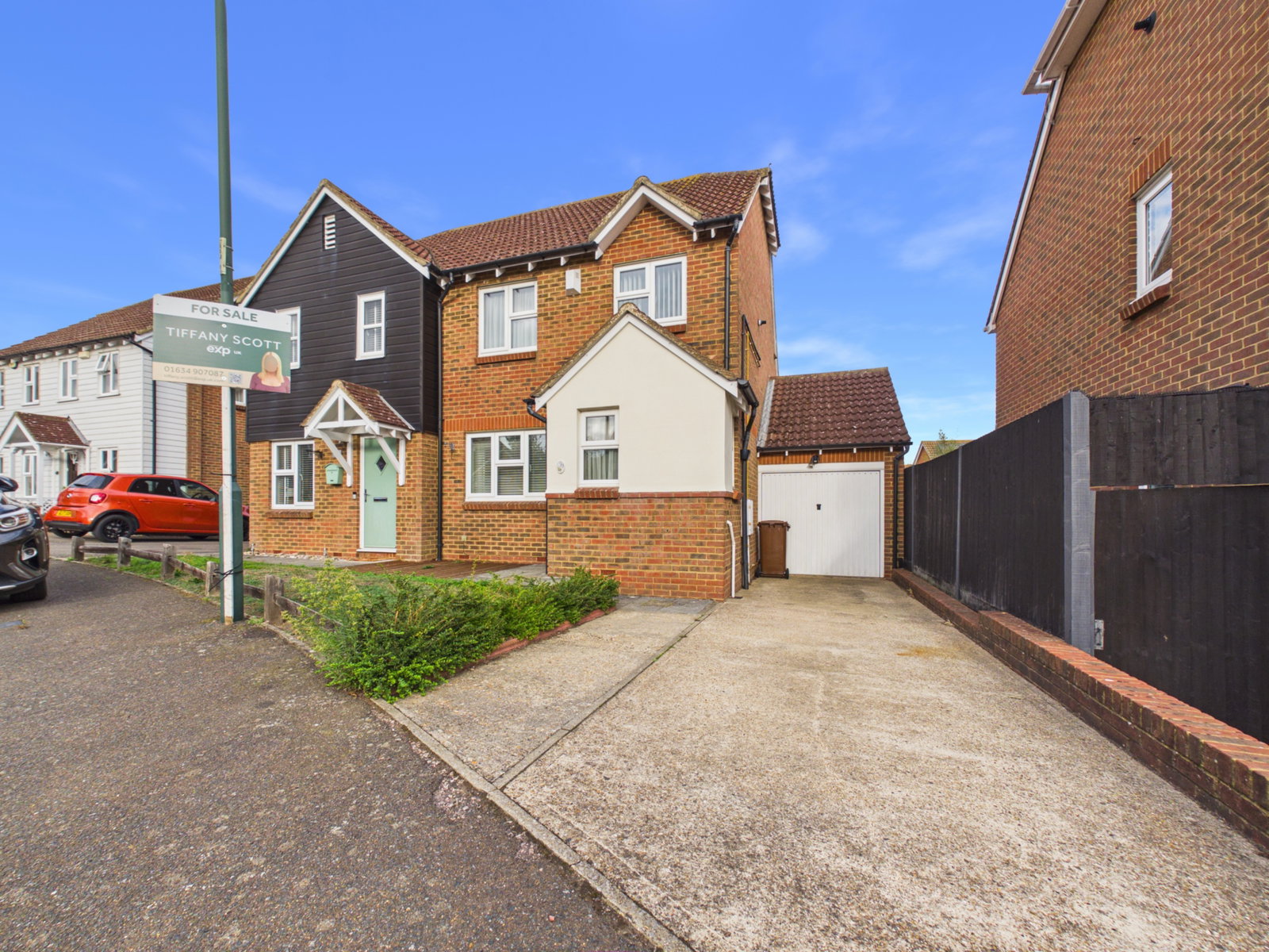 Semi Detached House for sale in Rochester, Grandsire Gardens, Hoo, Rochester, ME3 9LH