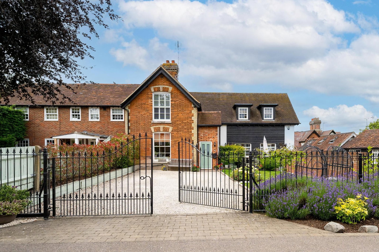 End Of Terrace House in Hatfield