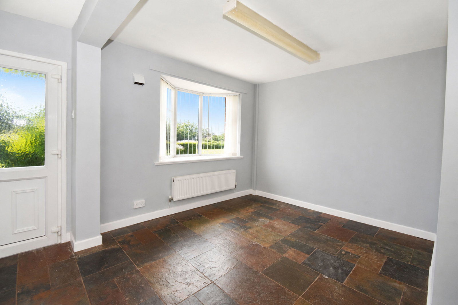 Semi Detached House in Kingswinford