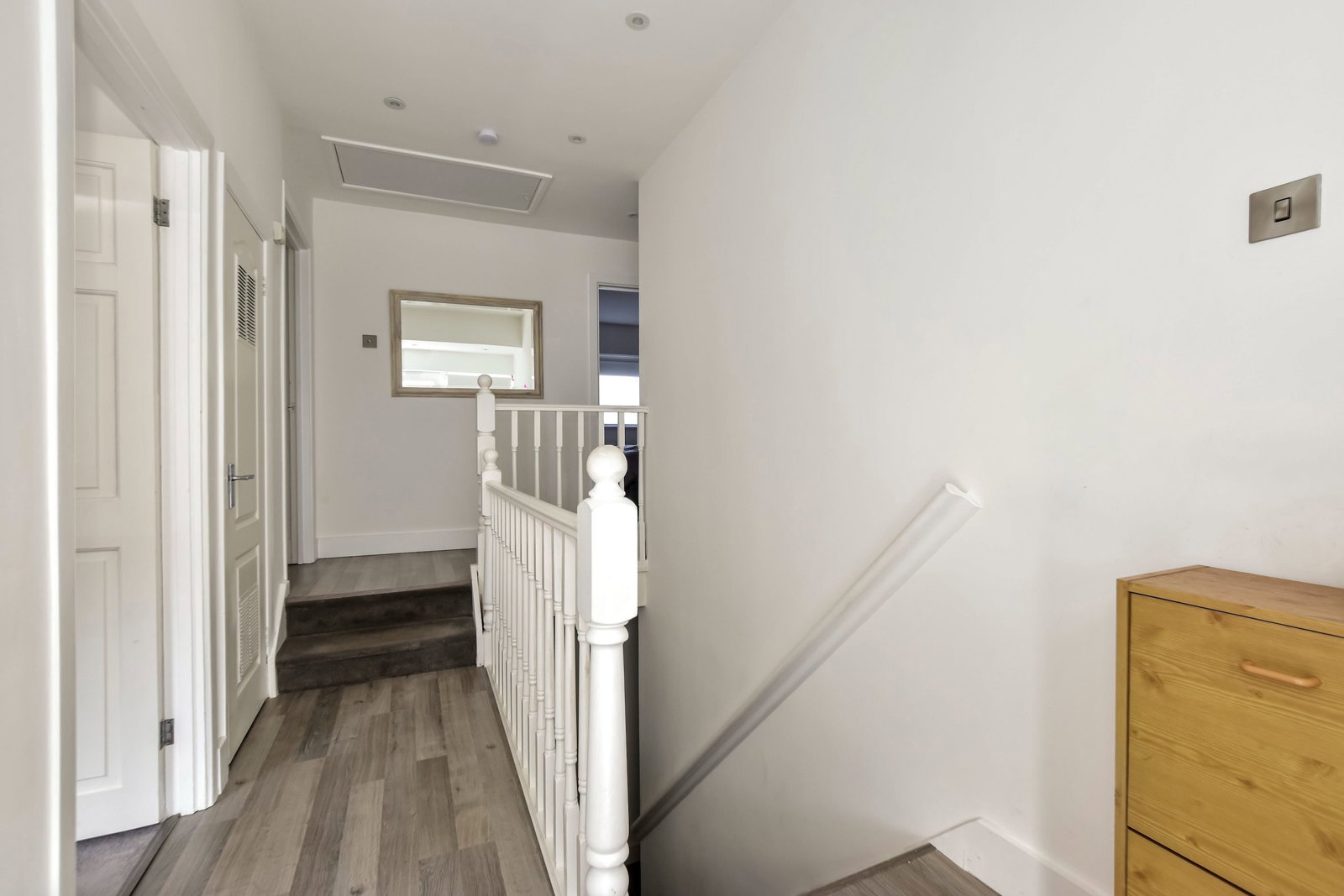 Terraced House in Bushey 2