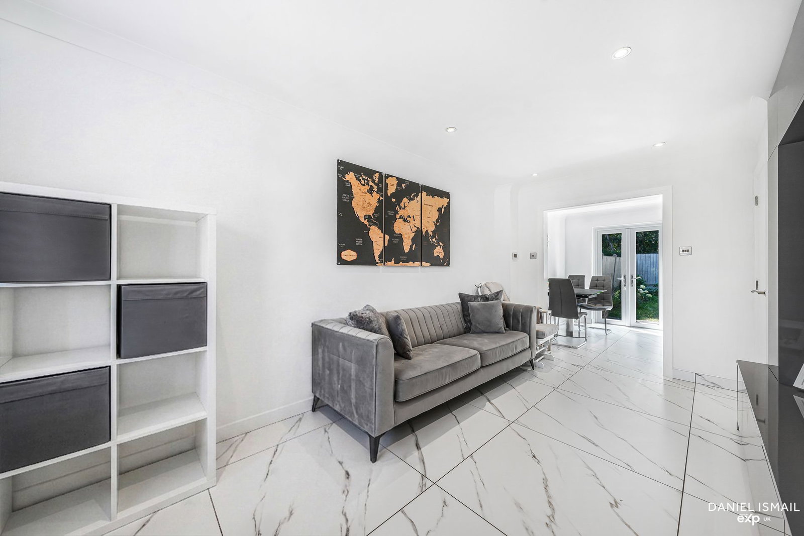 Semi Detached House in Basildon