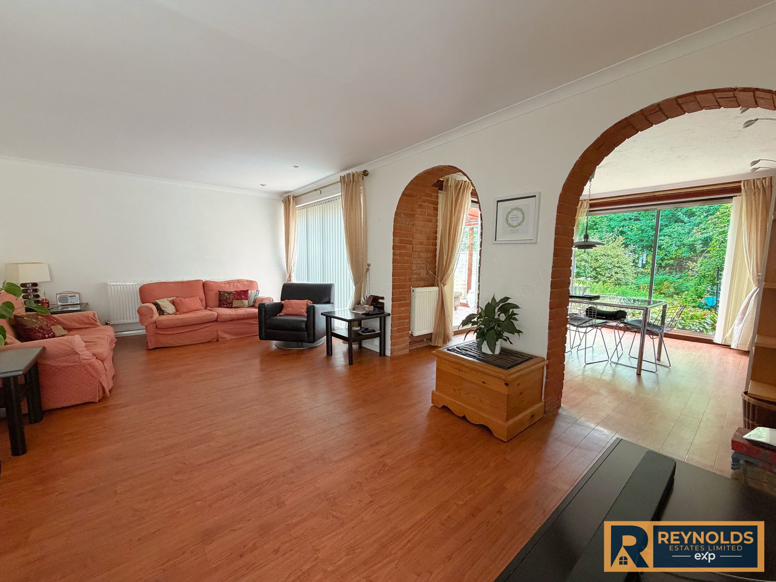 Semi Detached House in Meopham