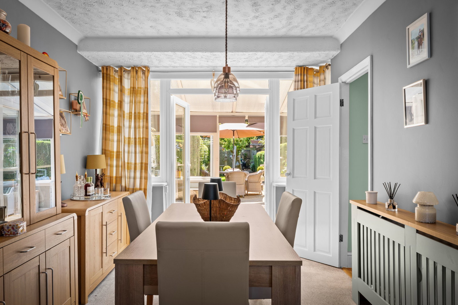 Terraced House in Warlingham