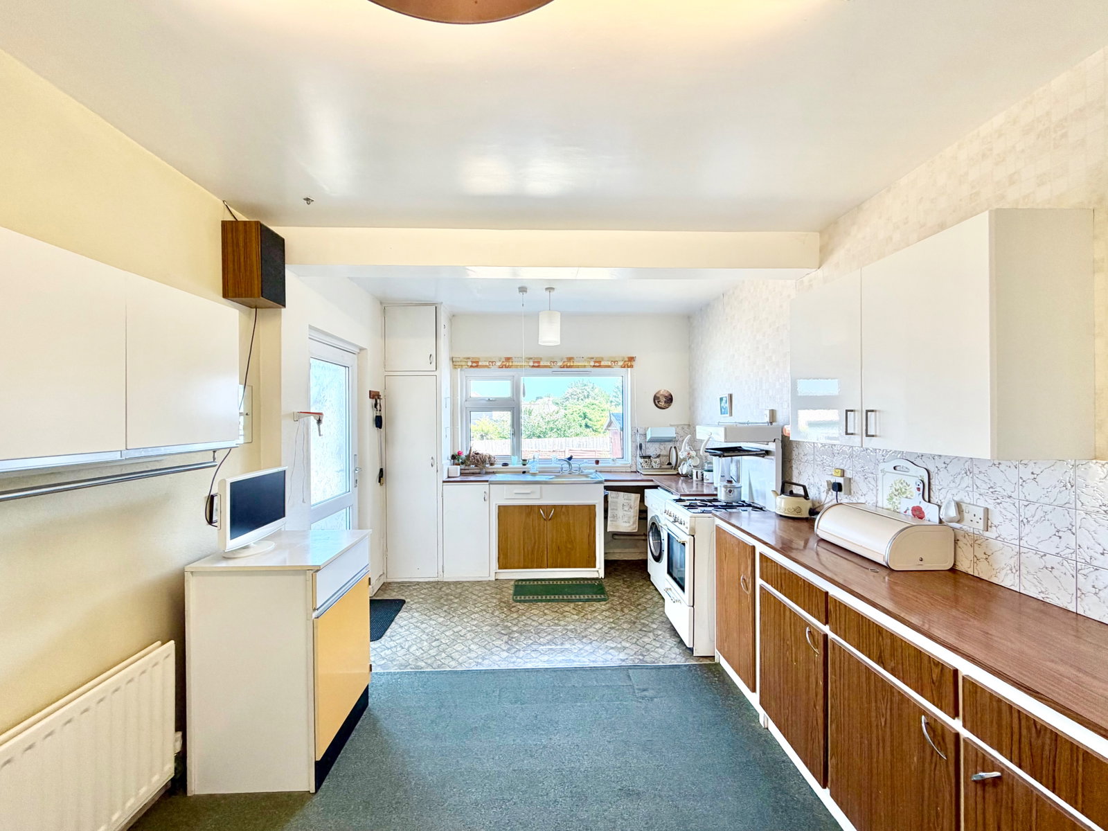 Bungalow in Newton Abbot