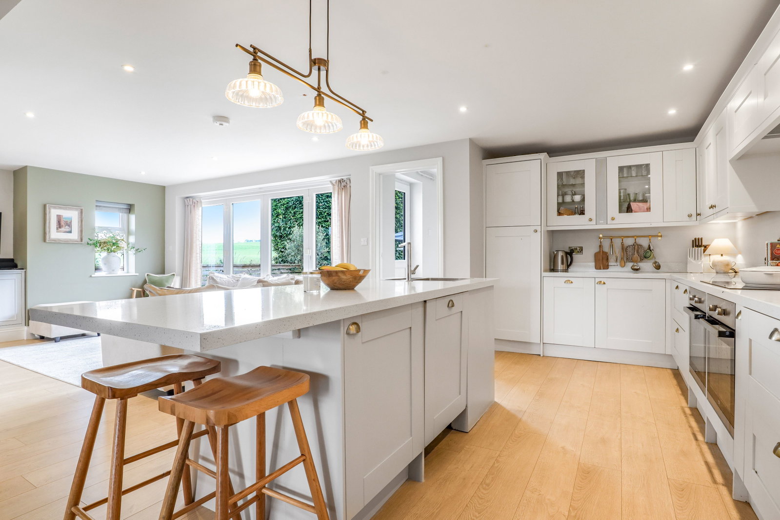 Semi Detached House in Leamington Spa