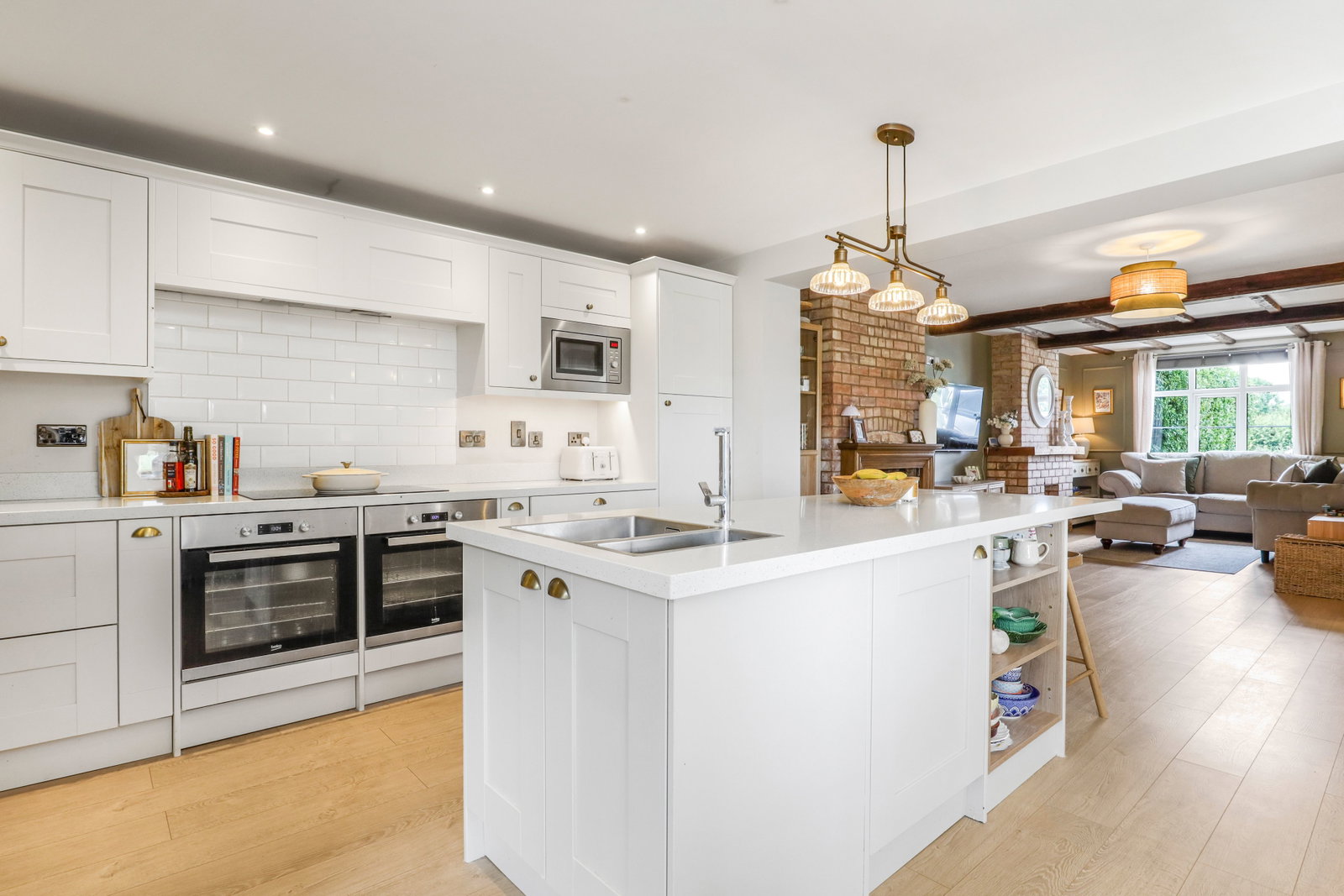 Semi Detached House in Leamington Spa