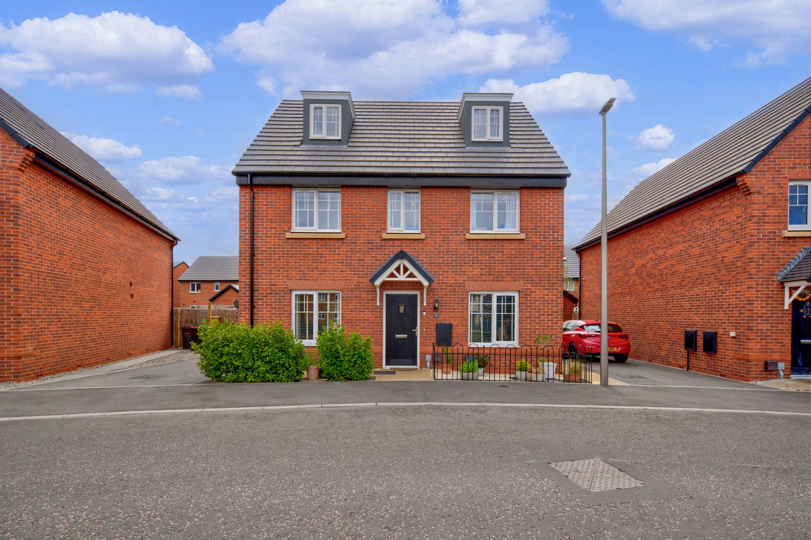 Detached House in Chester