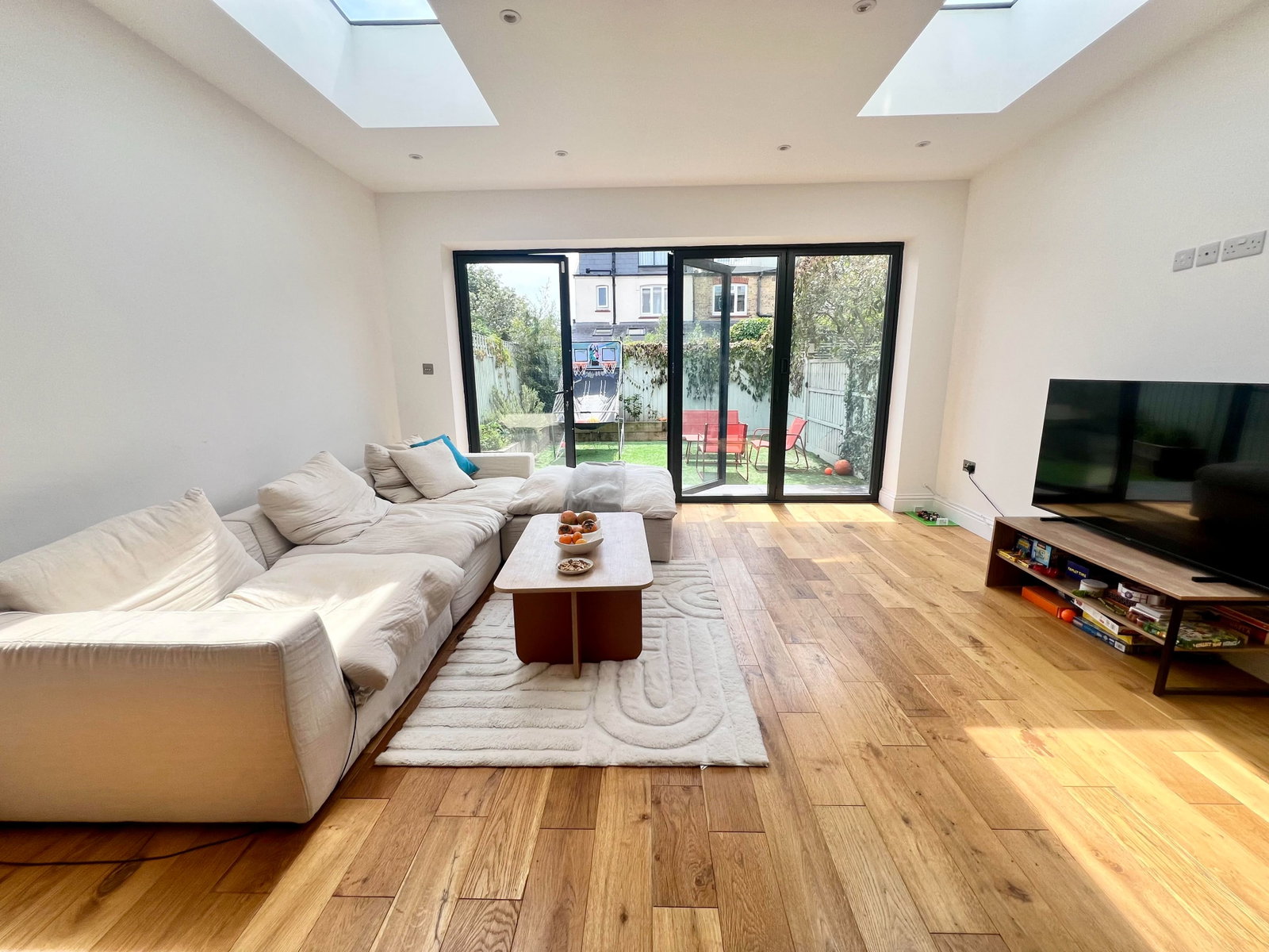 End Of Terrace House in Teddington